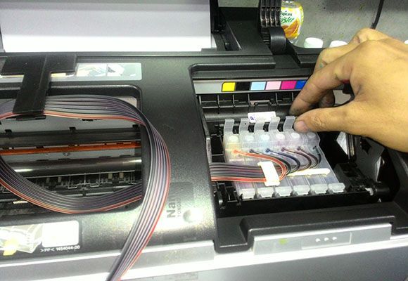 Vệ Sinh Đầu Phun Và Linh Kiện Định Kỳ